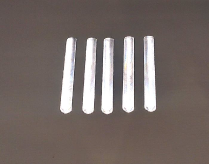 Браслет світловідбивний флікер Stripe білий, довжина 20см 5504 самозачиняється
