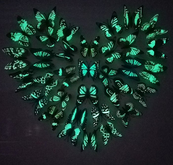Подарунок за покупку від 500 грн. флуоресцентніий метелик 3D наліпка
