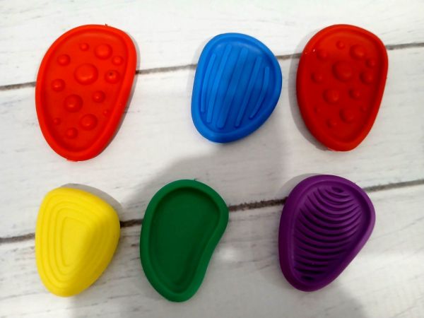 Сенсорні антистрес камінці 6 шт для нейророзвитку, зняття стресу та тривожності, дрібна моторика, 6,5-4 см (3782) відно в описі