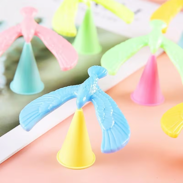 Дитяча іграшка антистрес балансир голуб (4557) відео в описі