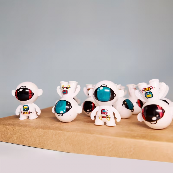 Дитяча іграшка антистрес астонавт неваляшка (4556) ціна за 1 шт