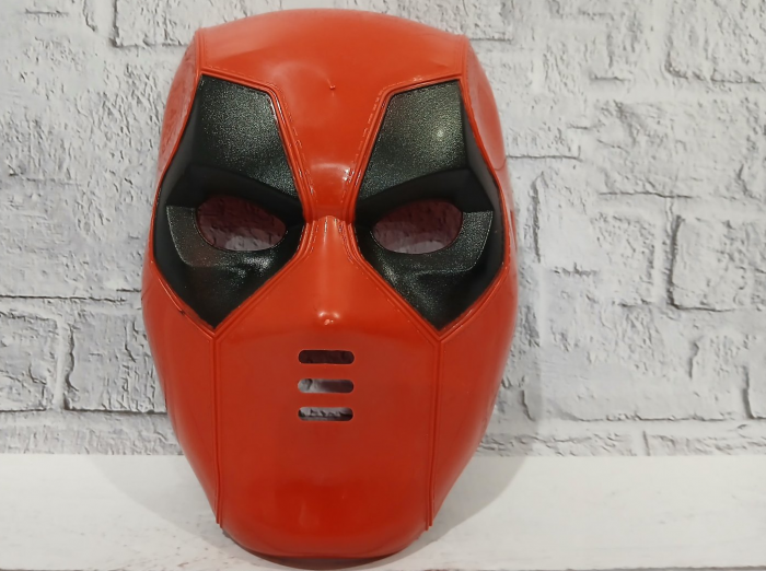 Дитяча іграшка маска дедпул (4015) супер герой