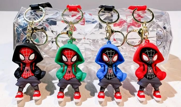 Іграшка брелок аксесуар фігурка супергерой людина павук Spiderman (Спайдермен)  (48197)