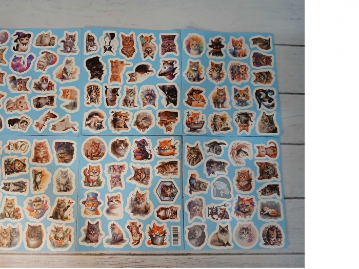 Дитяча іграшка наліпки кумендні котики набір 100 шт (4021) ціна за набір