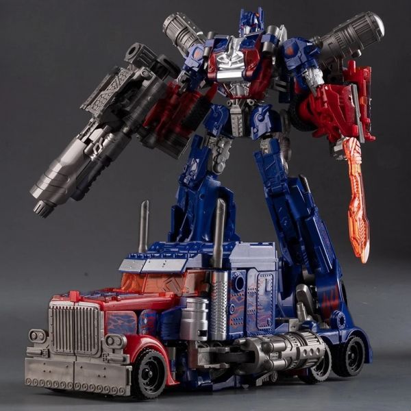 Дитяча іграшка робот трансформер 17 см Оптімус Прайм Optimus Prime HQB101 UKBOO (3673)